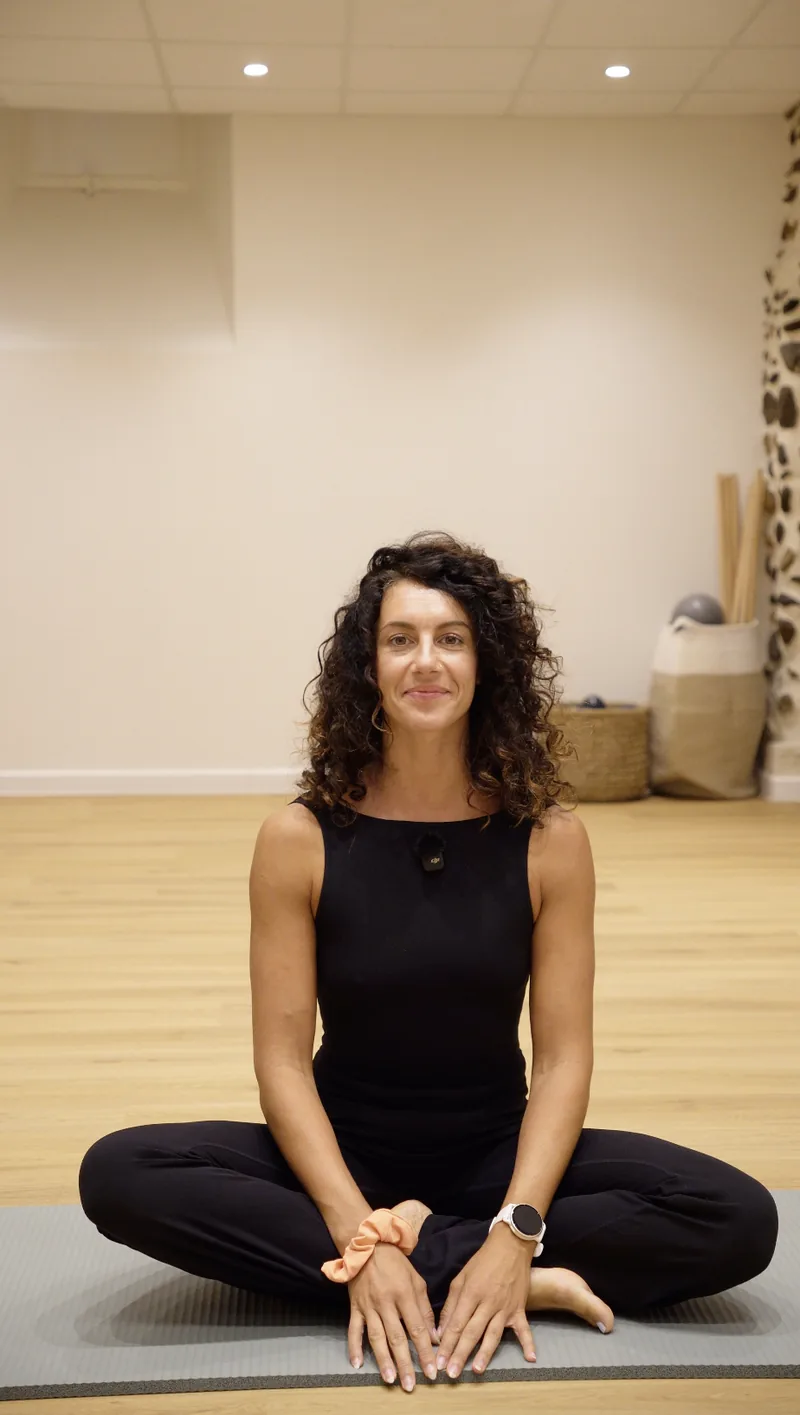 Charlotte, professeure de Yoga Vinyasa chez Nanna à Pau